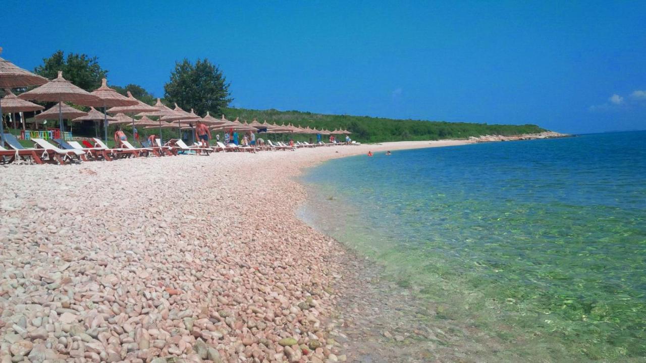 Hotel Artisti فلورا المظهر الخارجي الصورة