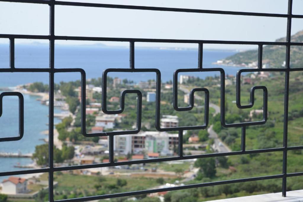 Hotel Artisti فلورا المظهر الخارجي الصورة