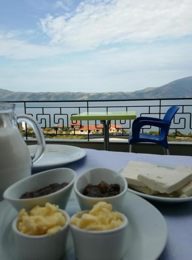 Hotel Artisti فلورا المظهر الخارجي الصورة